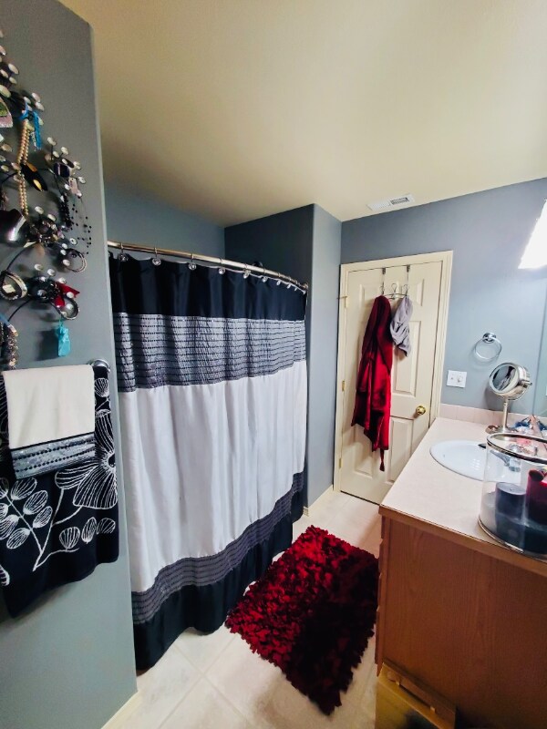 Building Photo - 9805 Mia Ln