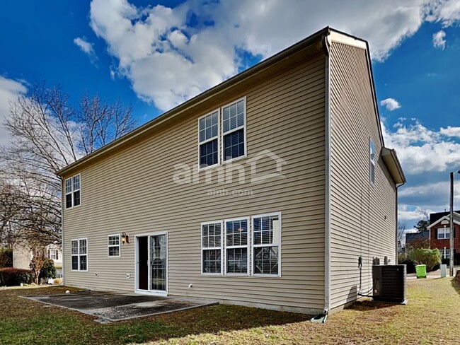 Building Photo - 5725 Apalachicula Dr