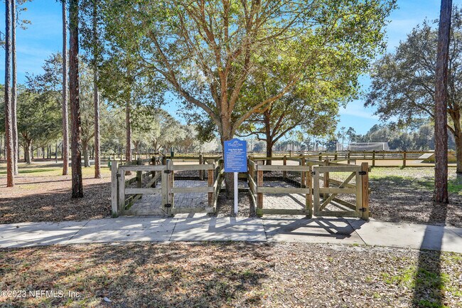 Building Photo - 136 Oyster Bay Way