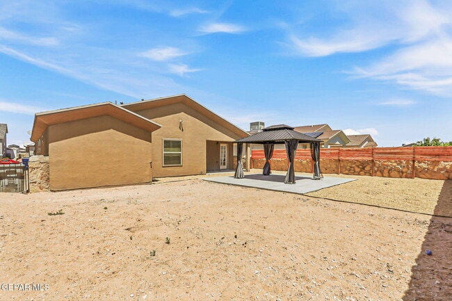 Building Photo - 14844 Tierra Tencha Ct