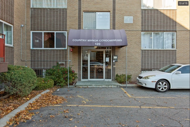 Building Photo - 120 Bradlee St