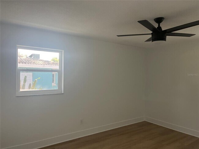 Building Photo - 2017 Rebecca Dr