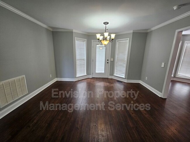 Building Photo - 164 Cliett Rd