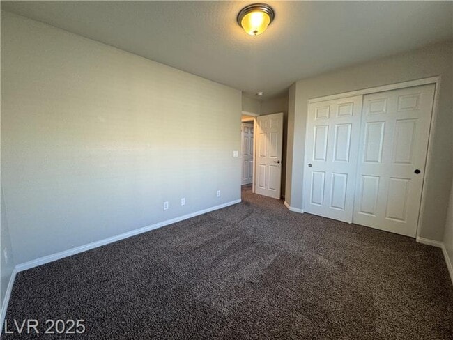 Building Photo - 2690 Topaz Blue St