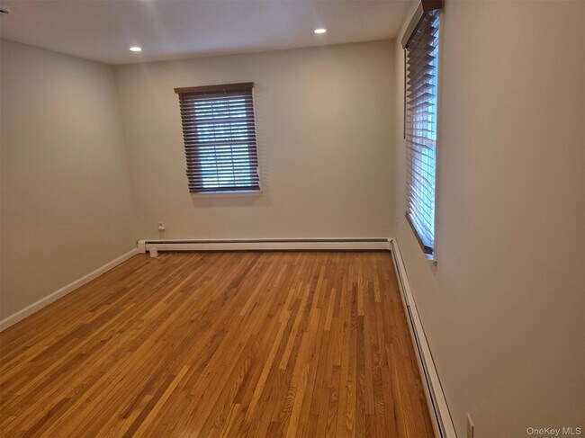 Building Photo - 29 Carriage Hill Ln