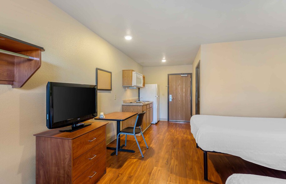 Building Photo - Furnished Studio-Cleveland - Mentor