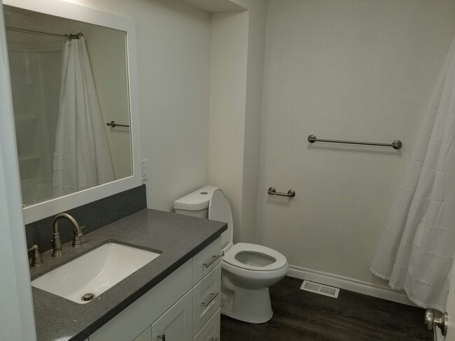 Building Photo - 2741 SE 141st Ave
