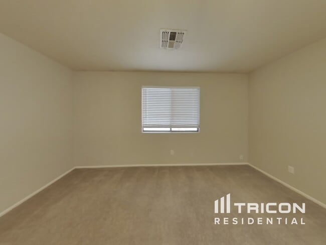 Building Photo - 43628 Sagebrush Trail