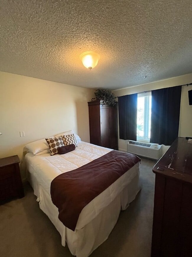 Building Photo - Highland Estates Resorts