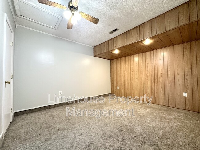 Building Photo - 4916 Ruth Rd