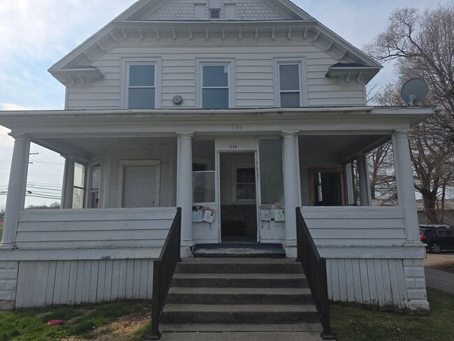 Building Photo - 536 E Center St