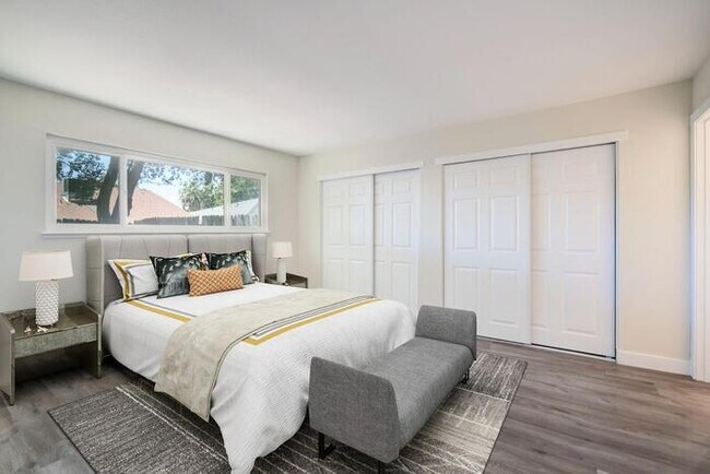 Building Photo - Beautiful fully remodeled 3-bedroom 2 bath...