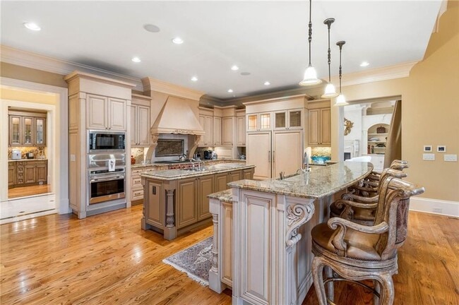 Building Photo - 4000 Heatherwood Way