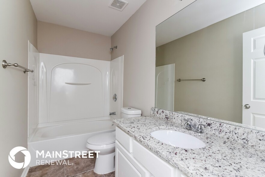 Building Photo - 4746 Autumn Rose Trail