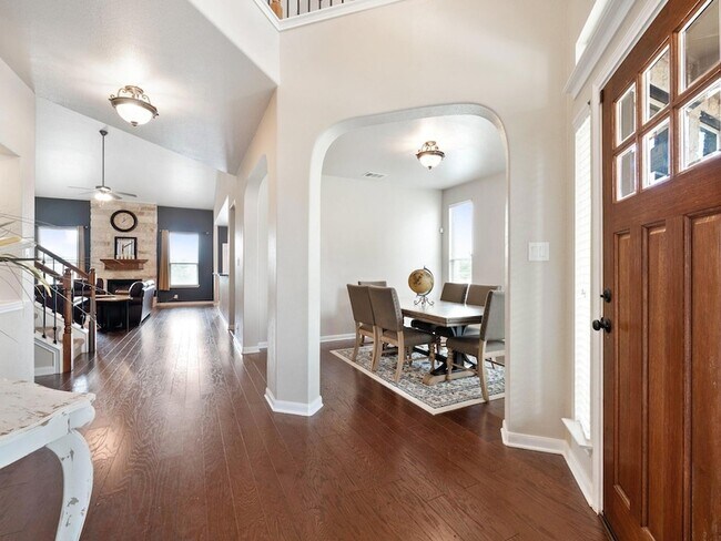 Building Photo - 17903 Linkhill Dr