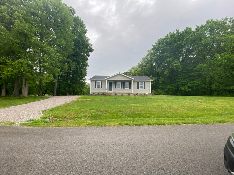 Building Photo - 2137 Alvaton- Greenhill Rd