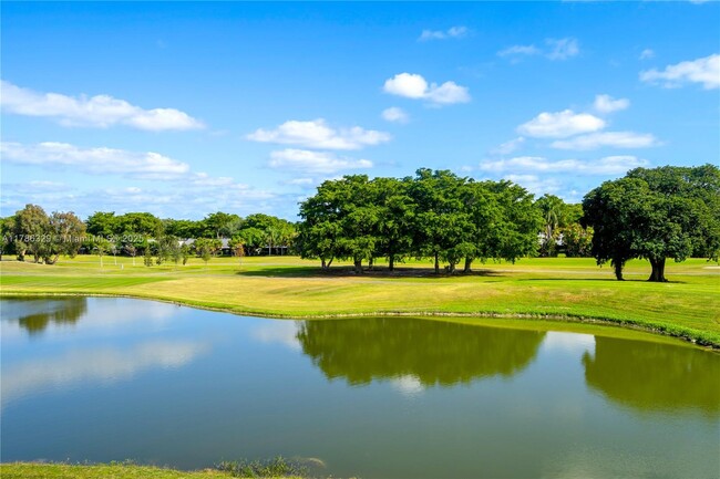 Building Photo - 16100 Golf Club Rd