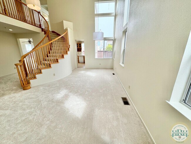 Building Photo - Large 6 BR|3 BA in the coveted Community Of Traditions Belhaven in Daly City With Views Of The Hills