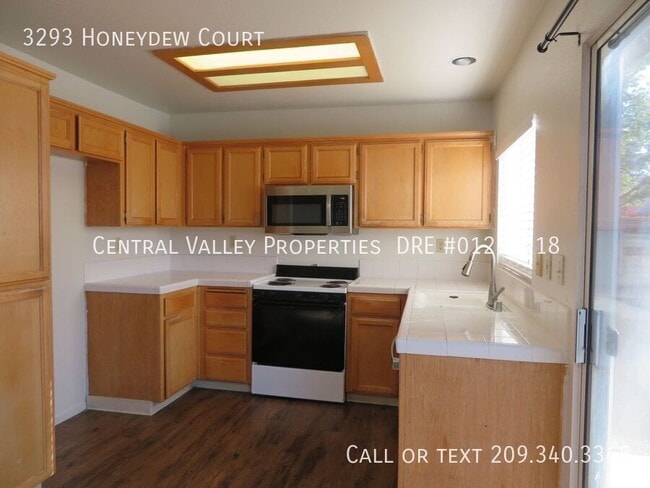 Building Photo - 3293 Honeydew Ct