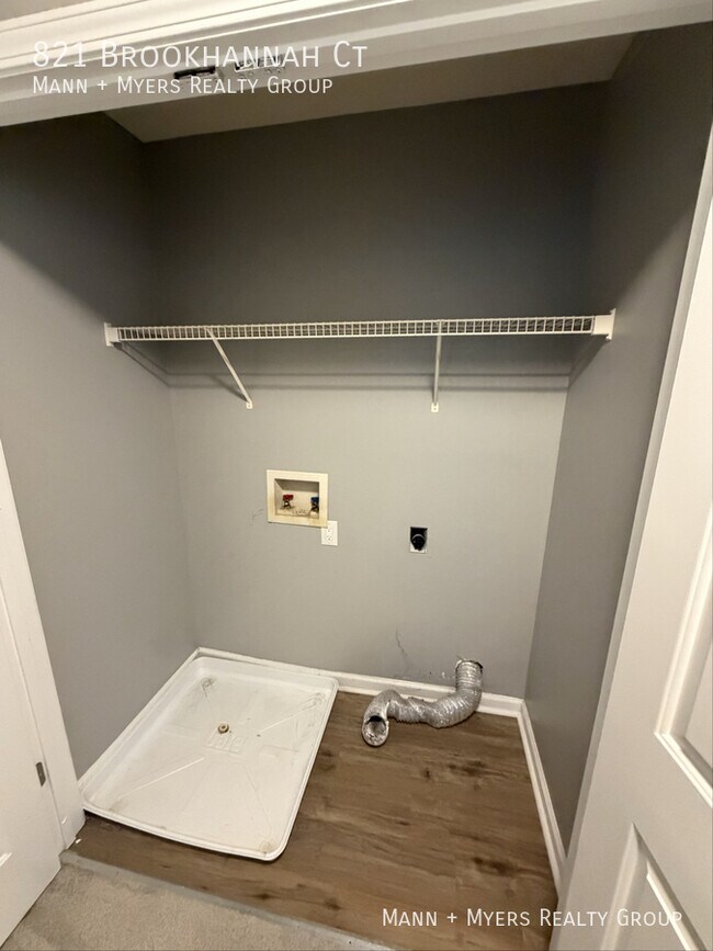 Building Photo - 821 Brookhannah Ct
