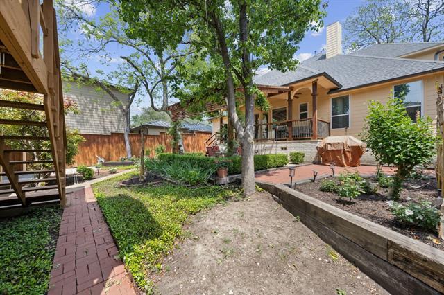 Building Photo - 8525 Briarwood Ln