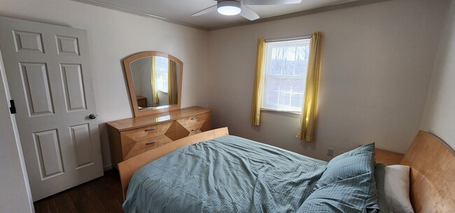 Building Photo - 4212 Misty Ridge Dr