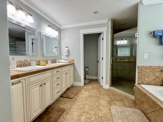 Building Photo - 130 Ridge Dr