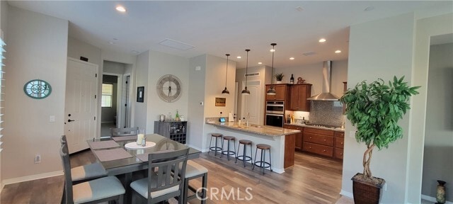 Building Photo - 82 Burgundy