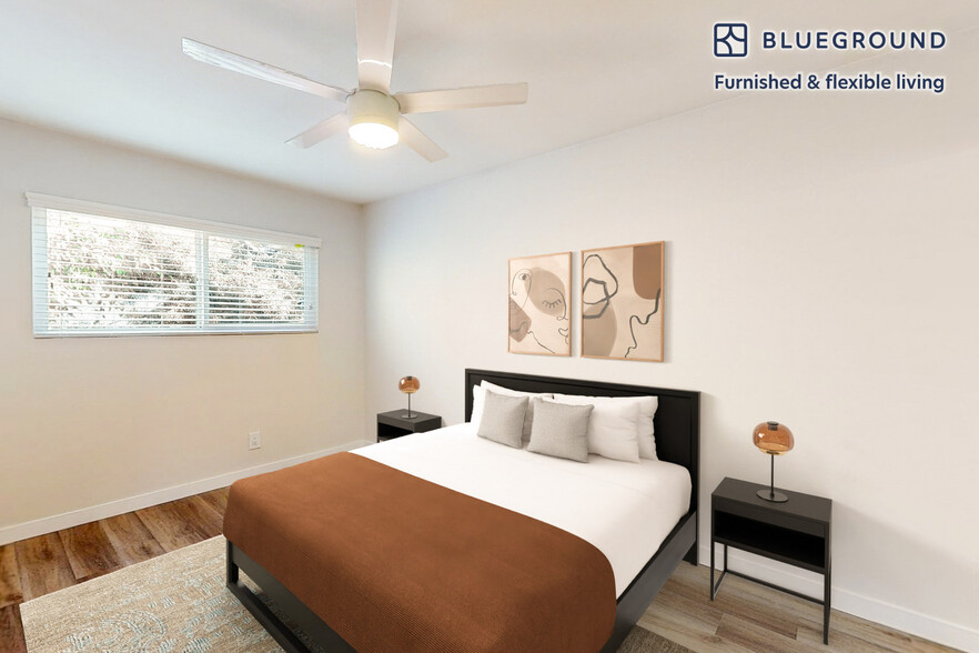 Building Photo - 3316 W Carson St