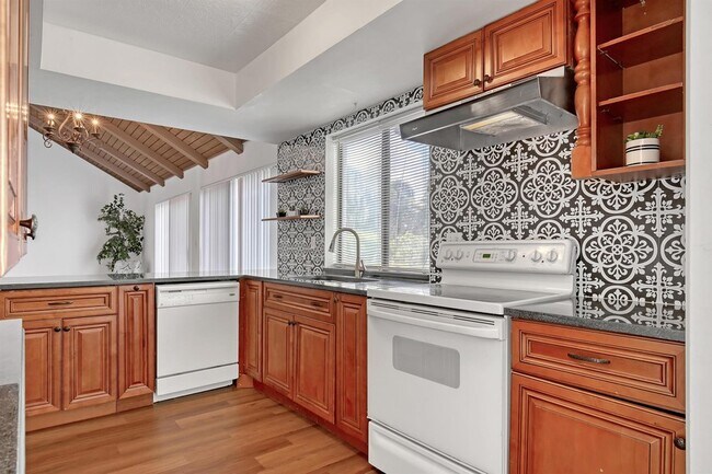 Building Photo - 241 NW 15th St