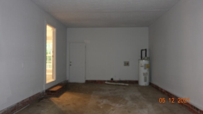 Building Photo - 6930 Melbourne Dr