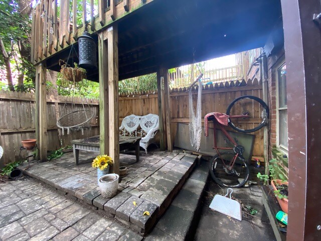 Building Photo - 1653 Park Rd NW