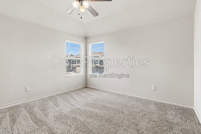 Building Photo - 6011 Jax Wy