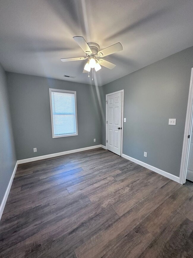 Building Photo - 149 Oyster Ln