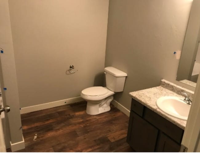 Building Photo - Lyman Triplex