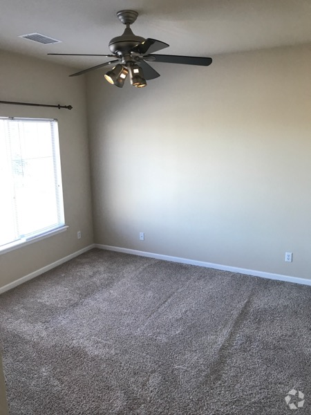 Building Photo - Modern & Clean 3BR/2BA Condo in Parker!