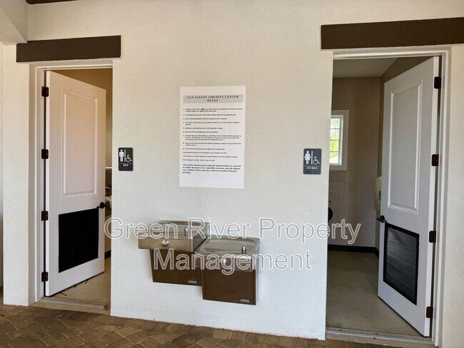 Building Photo - 278 Pickett Dr