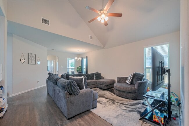 Building Photo - 10914 Webber Ln