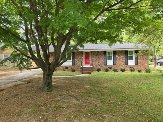 Building Photo - 2701 Patrick Rd