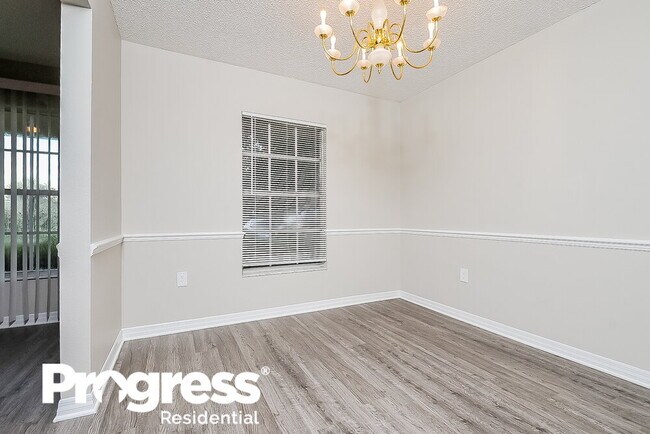Building Photo - 3412 Groveview Dr