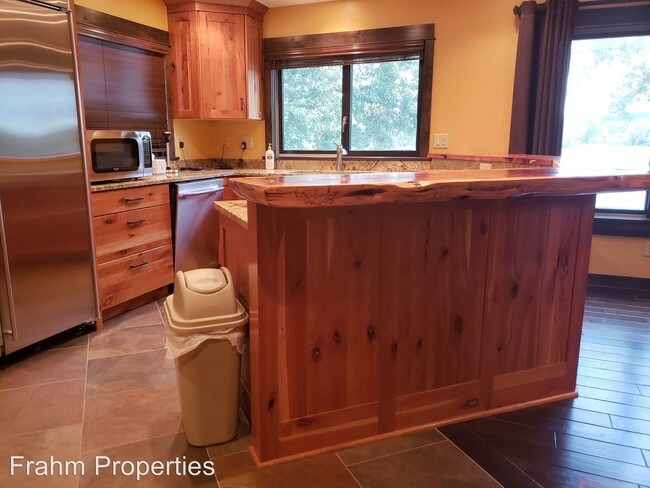 Building Photo - 3 br, 2 bath House - 116 Dorn Place