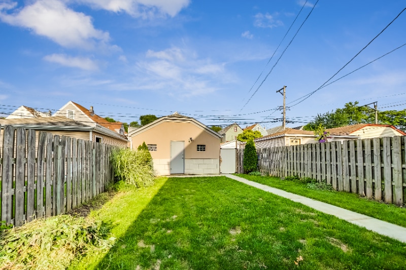 Building Photo - 2719 N Ridgeway Ave