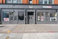 Building Photo - 319 N Salina St