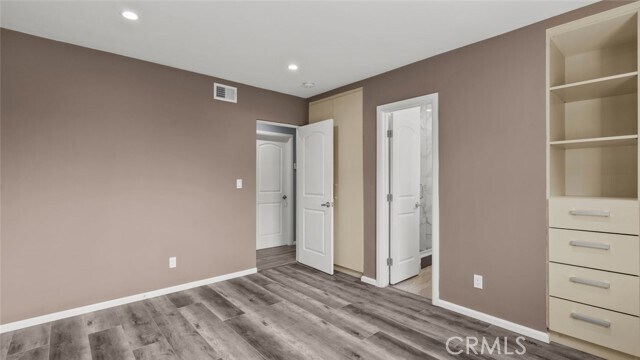 Building Photo - 9540 Debra Ave