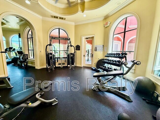 Building Photo - 2721 Via Murano