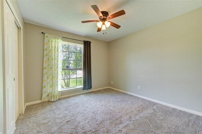 Building Photo - 7302 Greenwood Point Dr