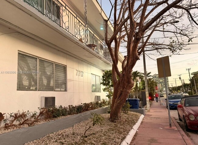 Building Photo - 7717 Byron Ave