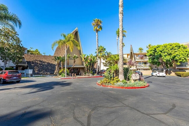 Building Photo - 4444 W Point Loma Blvd