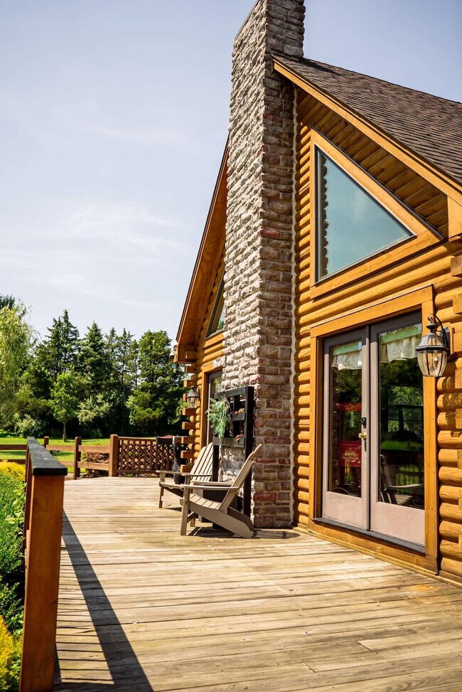 Building Photo - 7223 Ferry Rd