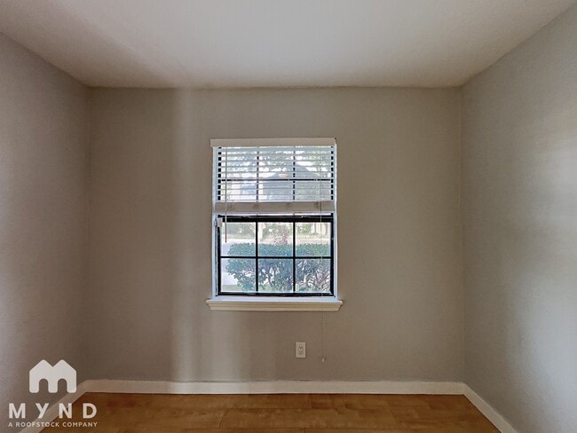 Building Photo - 1563 Mccoy St